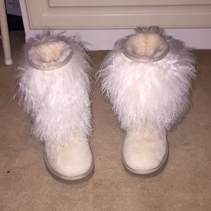 UGG white sheepskin cuff fur boots